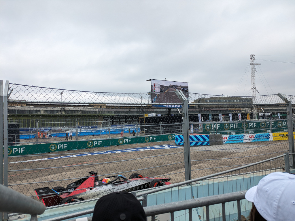 tempelhof-trackside.jpg